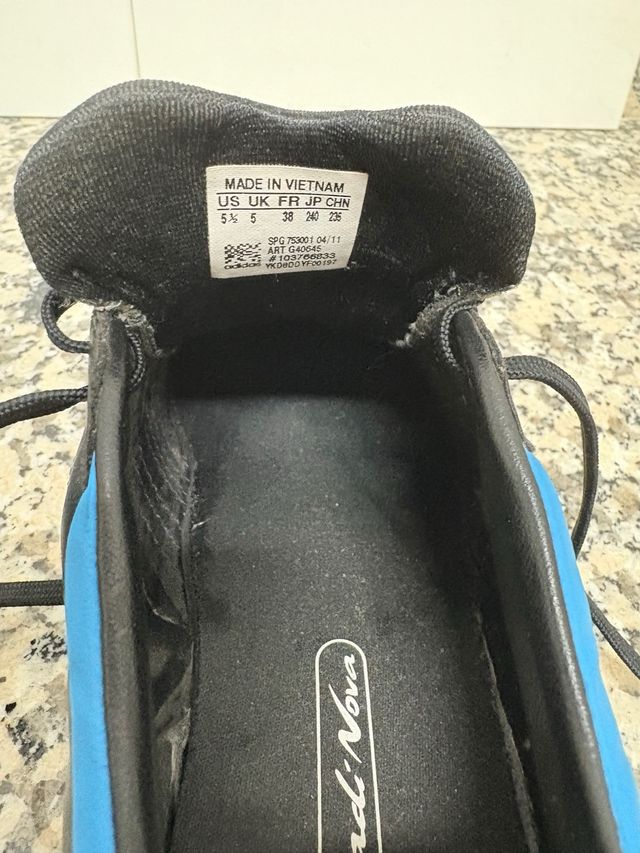 Adidas Nova Fútbol - N°38