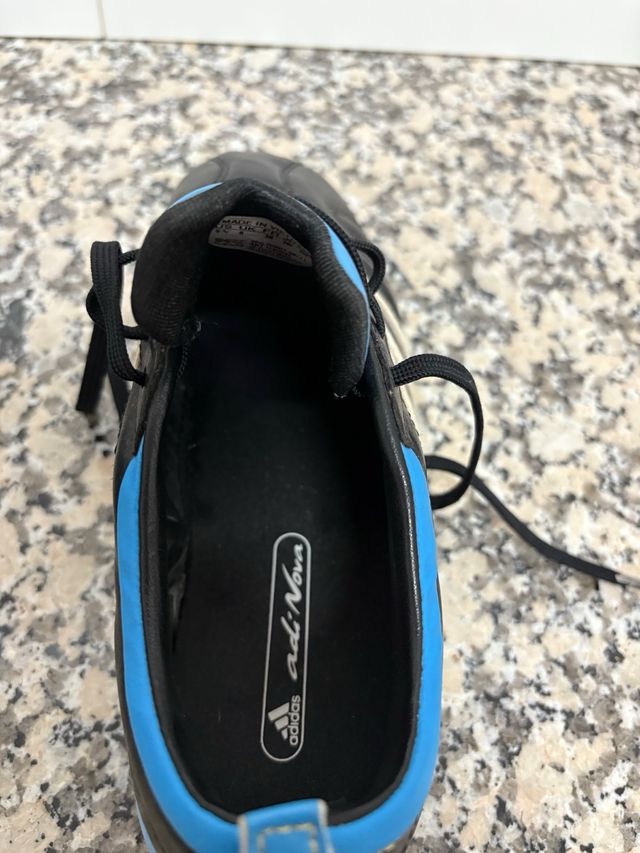 Adidas Nova Fútbol - N°38