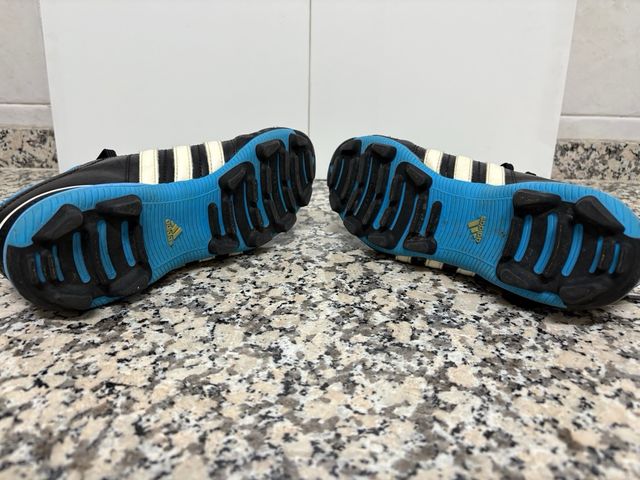 Adidas Nova Fútbol - N°38