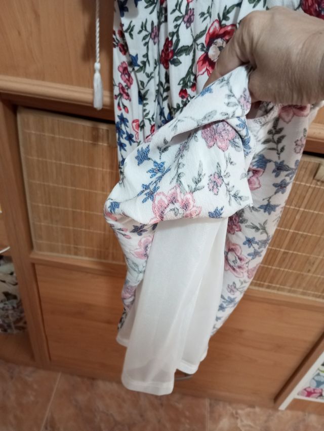 Vestido floral blanco talla 42