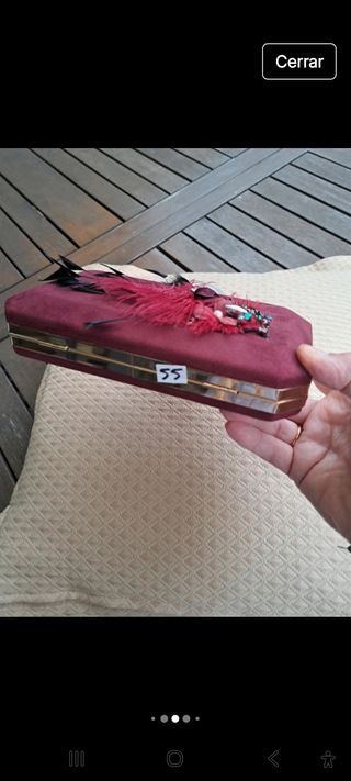 Precioso bolso fiesta  granate. 