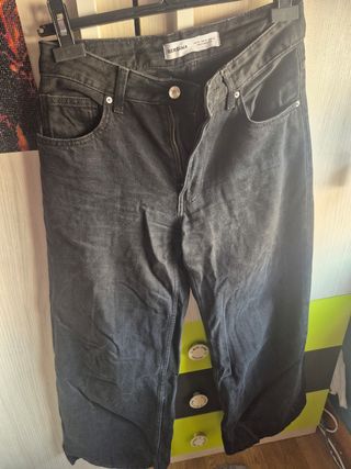 Pantalones rectos Bershka negros