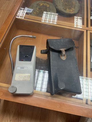 Detector fugas refrigerante vintage