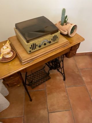 Macchina da cucire Singer vintage
