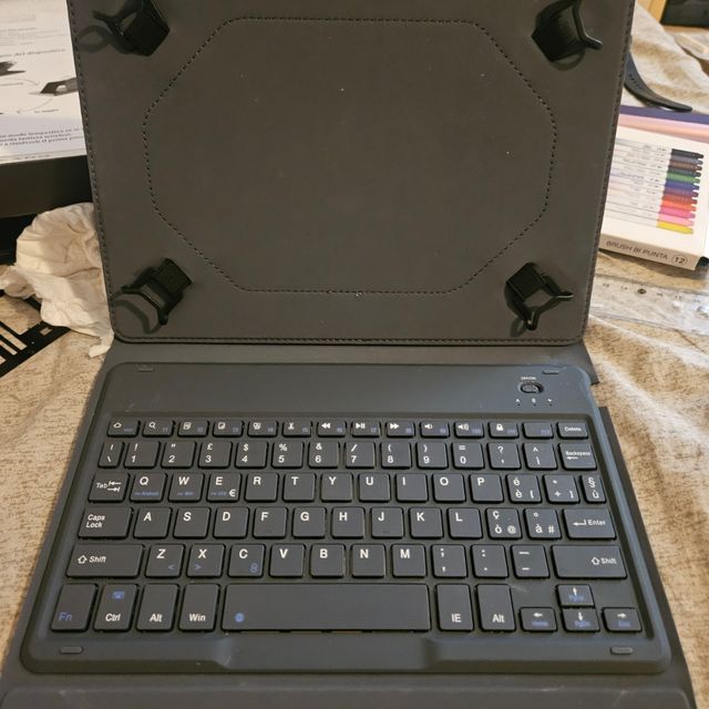 Custodia GANCIO iPad Pro 11" + Tastiera