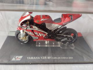 Maqueta Moto Yamaha YZR-M1 Checa