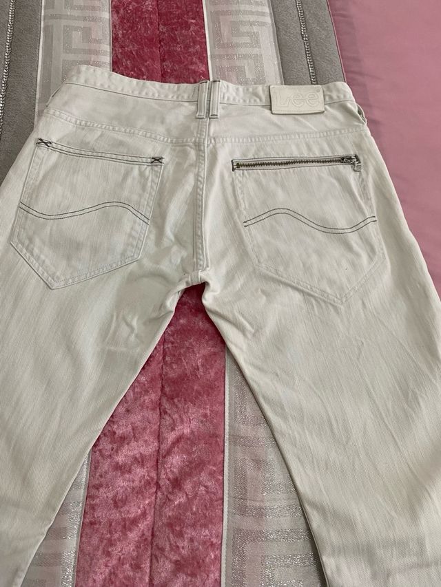 Pantalones Lee blancos talla44cm de cintura