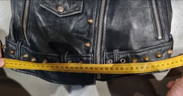 Chaqueta cuero c/tachuelas cobre M