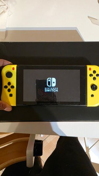Nintendo Switch gialla -  picofly+ Hekate
