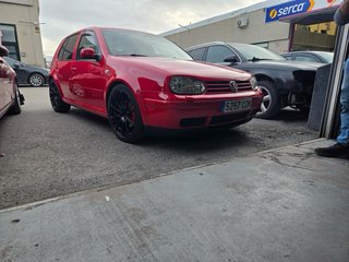 Volkswagen Golf 2004