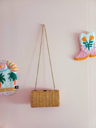 Bolso mini mimbre vintage.