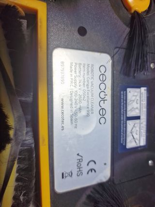 2 robots aspiradora Conga y Lufthous