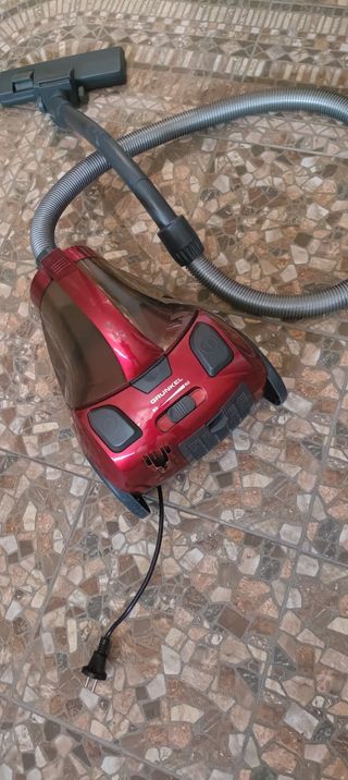 Aspiradora Grunkel roja
