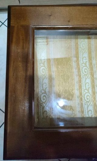 Tavolino legno con ripiano vetro