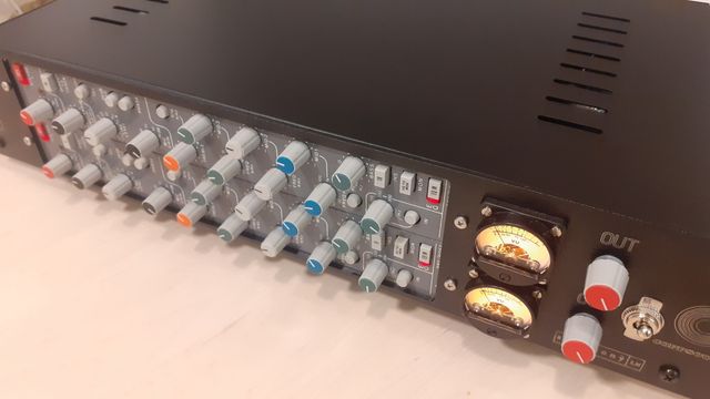 BLACK FRIDAY Raindirk Symphony LN1 - 2 canales