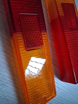 SEAT 1200 y 1430 SPORT. JUEGO TULIPAS TRASERAS.