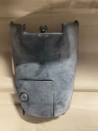 Carenado bajo asiento Honda Dio