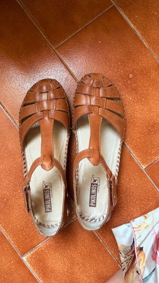 Sandalias Pikolinos Marrón