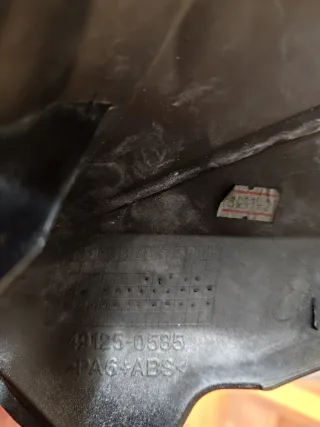 Tapa lateral derecha negra Kawasaki Z800