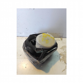 Cinturon seguridad trasero derecho Nissan