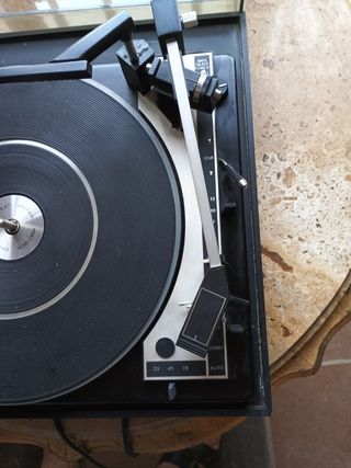 Tocadiscos BSR McDonald 810 Vieta.