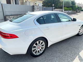 Jaguar XE 2015