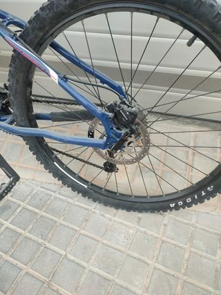 Bicicleta montaña BH