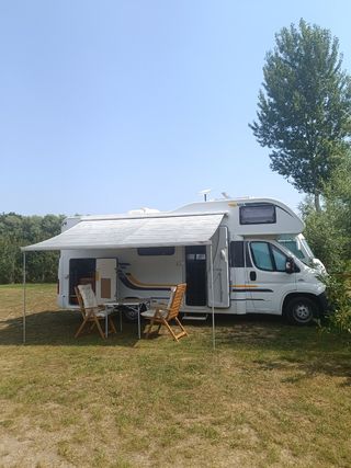 Autocaravana Capuchina 2015 87000km