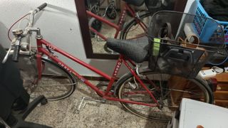 Bicicleta Orbea clásica roja