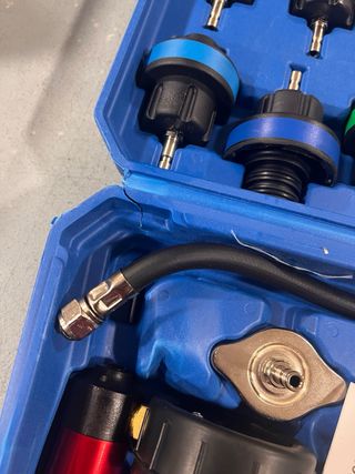 Teste de Pressão Radiador - 28 peças