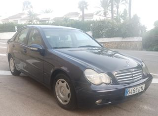 Mercedes-Benz Clase C 2003