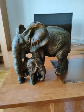 Elefantes madre y cría - Figura decorativa