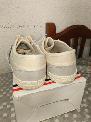 Zapatillas Kawasaki beige