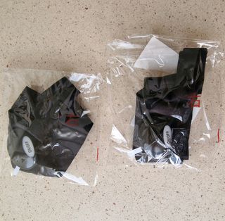 Par de guantes con linterna led incorporada.
