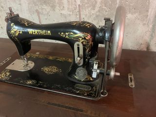 Máquina coser Wertheim Antigua