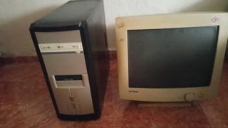 Torre Pentium 4 - PC de sobremesa
