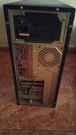 Torre Pentium 4 - PC de sobremesa