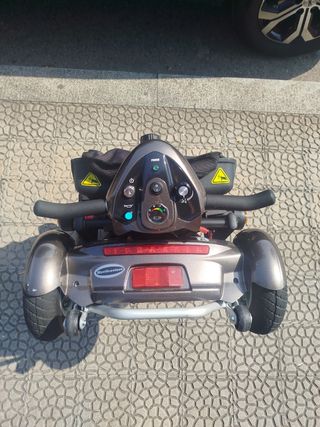 Silla movilidad reducida plegable