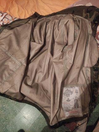 Ropa militar M. Diferentes prendas.