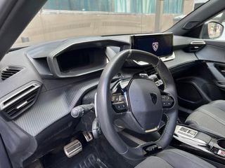 Peugeot 2008 GT 2023