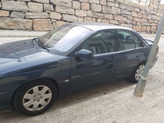 Opel Omega 2000