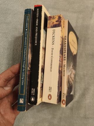 Lote libros en INGLÉS. 4 libros formato bolsillo