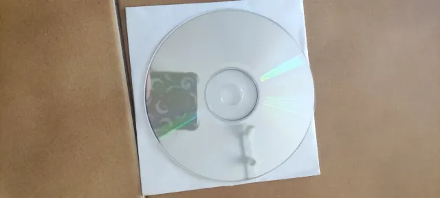 Mesa mezclas Hercules DJ Console MK2