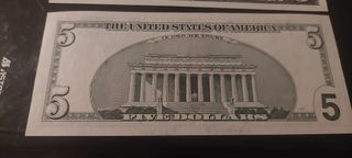 2 Banconote da 5 dollari USA - Serie 2003