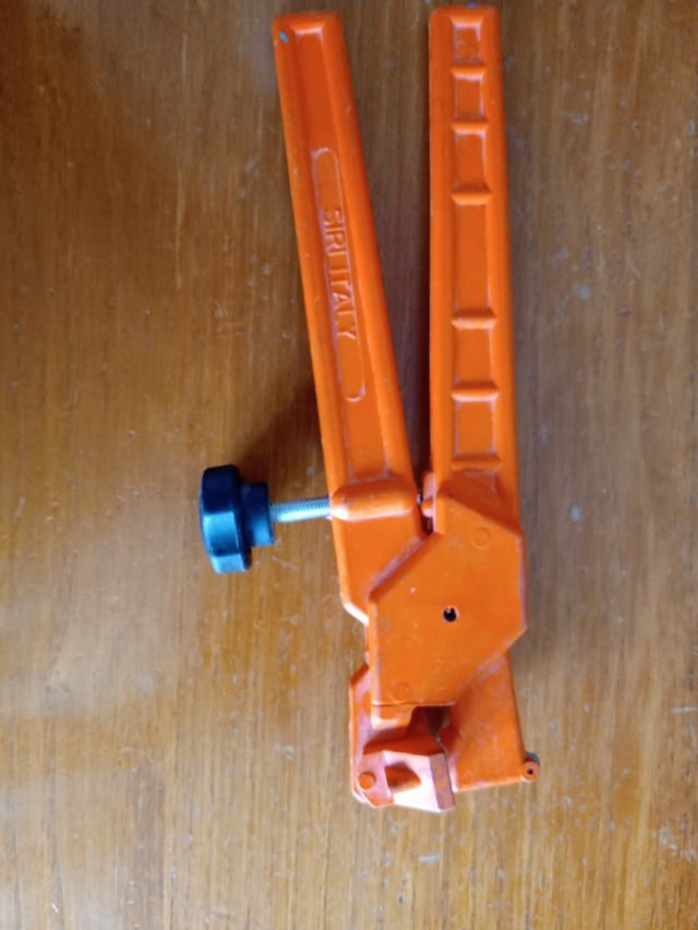 Taglia Piastrelle SIR Italy