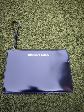 Bolso BIMBA Y LOLA charol azul marino