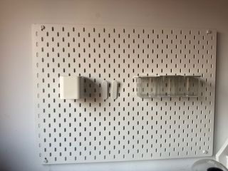 Tablero perforado comb, blanco￼