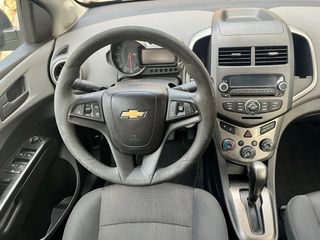 Chevrolet Aveo 2011 100CV | Automático | Garantía