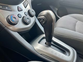Chevrolet Aveo 2011 100CV | Automático | Garantía