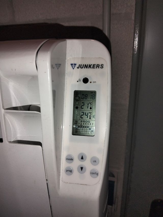 Radiador Junkers eléctrico blanco